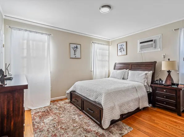 130-12 178th Street image 10 of 33