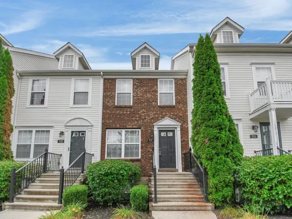 717 Lazelle Rd, Columbus, OH 43081