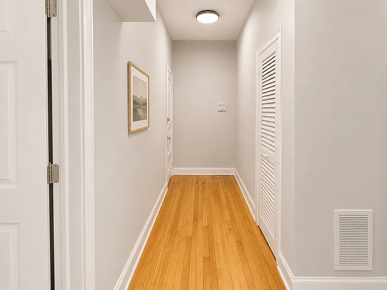 3002 N Central Park Ave #S2 — Photo 6