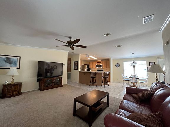 4th image of 22 Tobias Ln