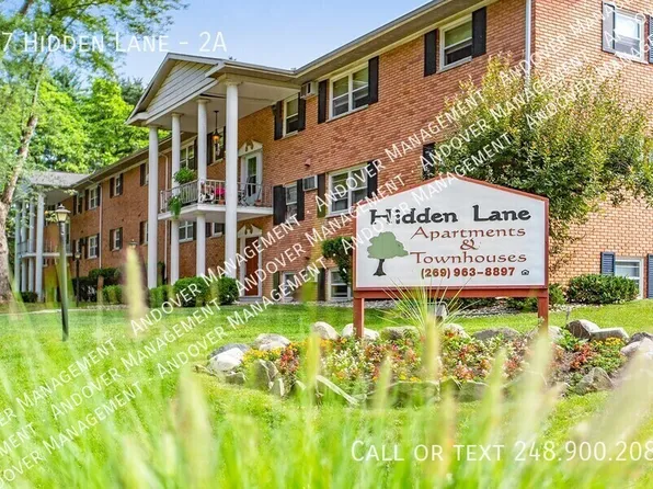 17 Hidden Ln APT 2A, Battle Creek, MI 49017