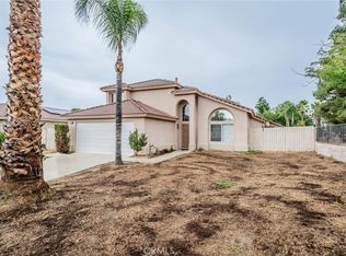 1285 Raphael Ct, San Jacinto, CA 92583