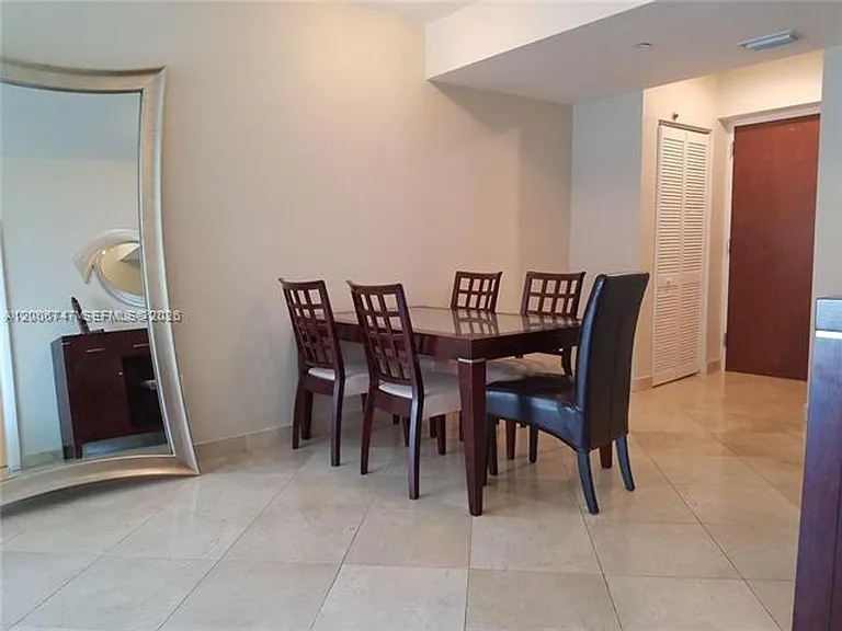 6365 Collins Ave #910 — Photo 4
