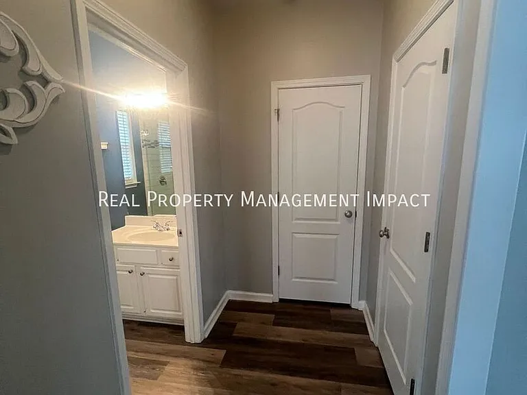 5434 Wind Mountain Ln — Photo 19