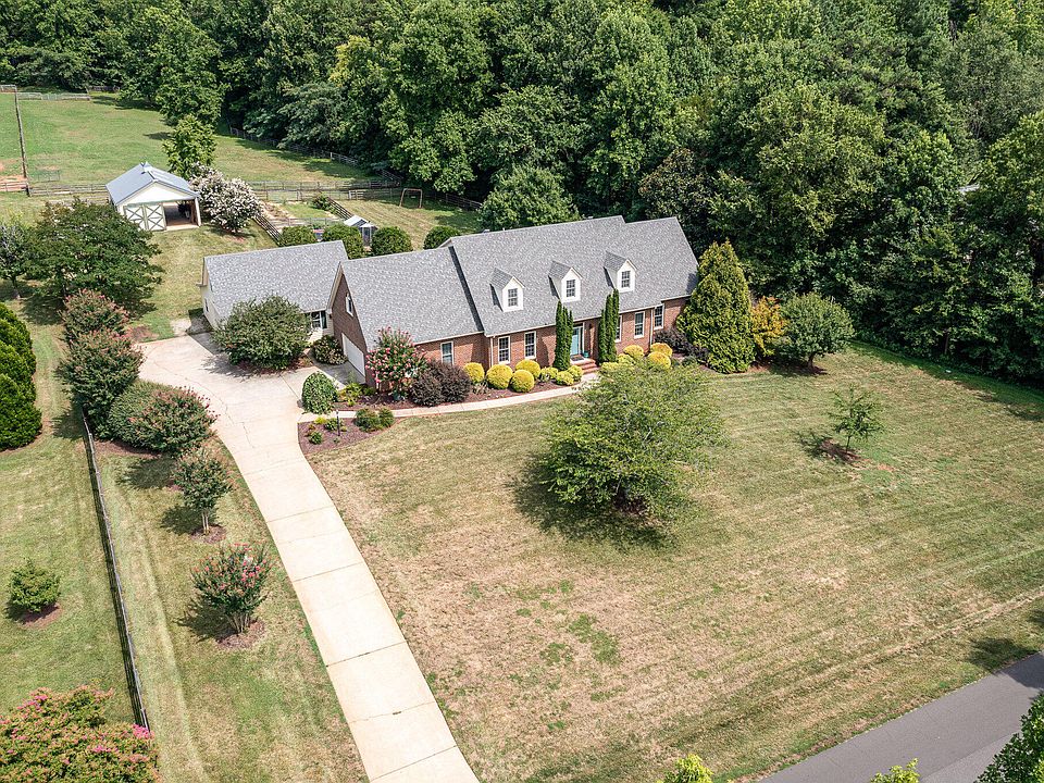 1st image of 9710 Gallop Ln