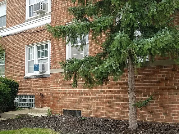 2nd image of 3363 Warrensville Center Rd #Ch65-8