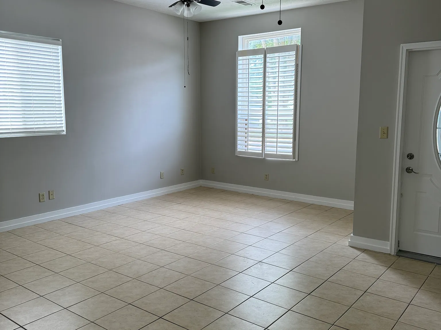 3 bed, 1400 sqft, $1,475 — Photo 4