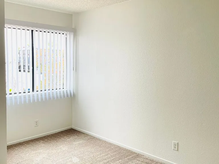 842 Casmalia Ln — Photo 35