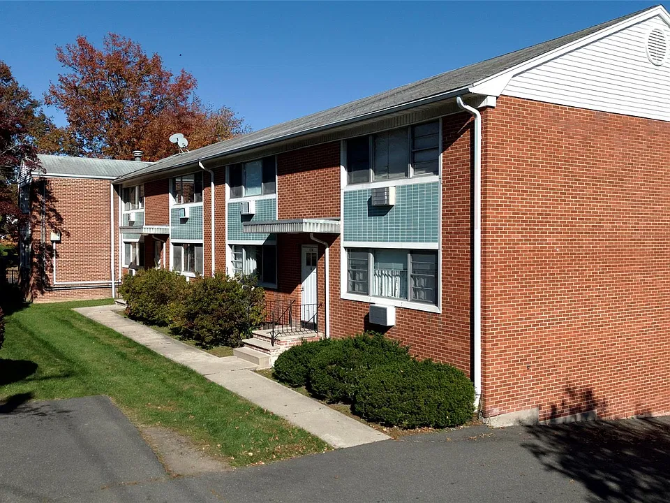 174 N Middletown Rd #C2
