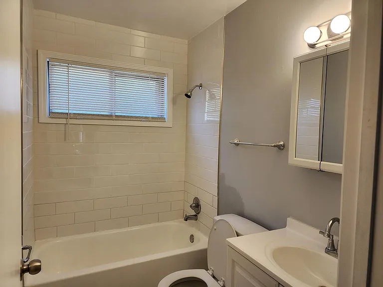 2401 Waltz Ave — Photo 11