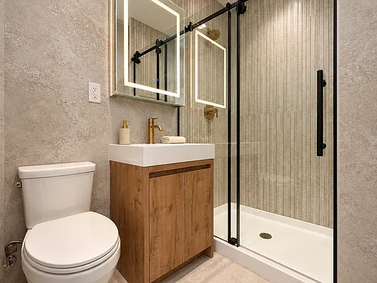 Bathroom, photo 1