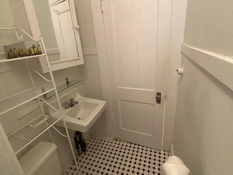 318 Cooper St #20 — Photo 8