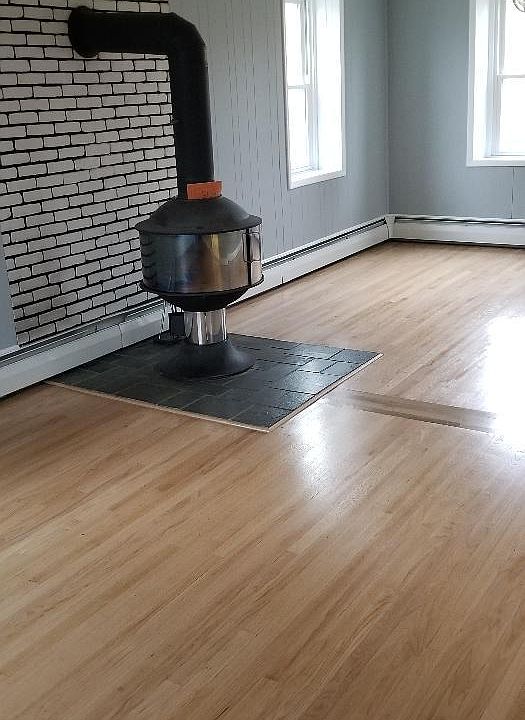 2nd image of 541 Kunkel Rd
