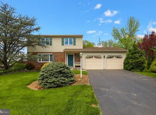 7 Irish Pl, Lititz, PA 17543