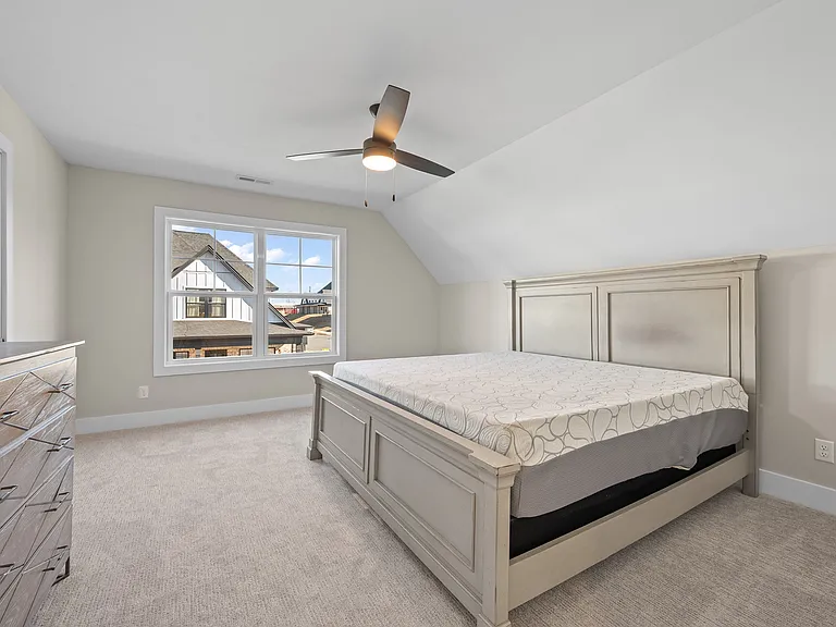 1089 S Westyn Loop — Photo 11