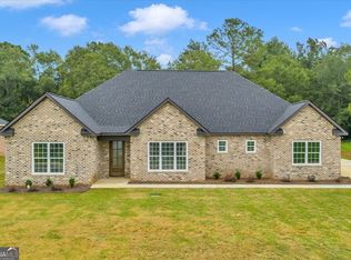 70 River Ridge Dr, Hawkinsville, GA 31036