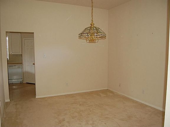 Formal Dining