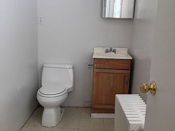 5th image of 157 Coleman St #13