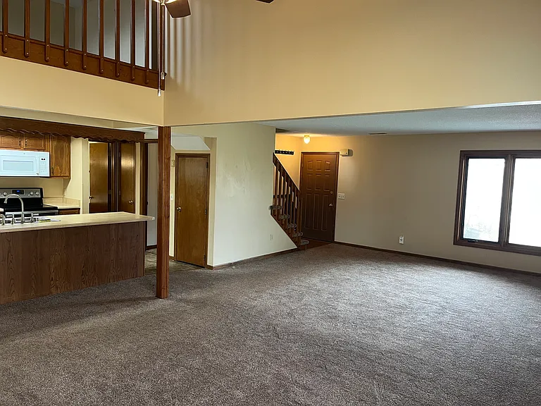 10601 Wild Flower Pl — Photo 3