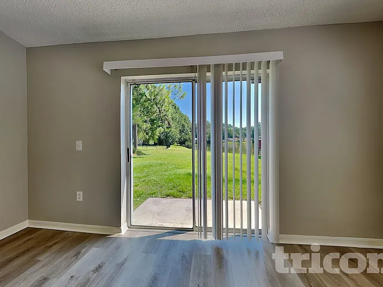 10399 Song Sparrow Ln — Photo 4