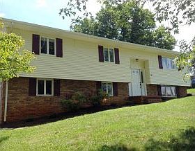4th image of 707 S Sherbrooke Cir