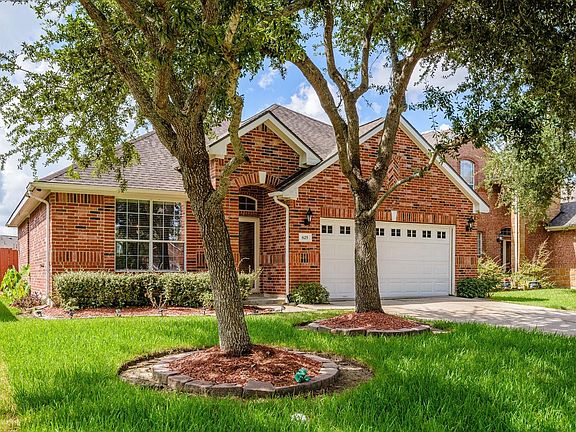 2nd image of 625 Laurelmist Ln