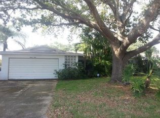 1660 Souvenir Dr, Clearwater, FL 33755