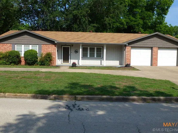 101 N 7th St, Madill, OK 73446