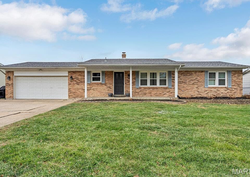 1st image of 707 Kent Dr