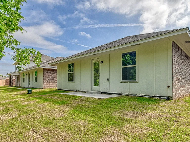 932 Varenna Ct — Photo 26