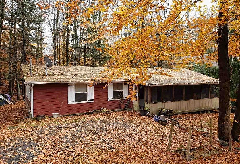 1st image of 1165 Wallenpaupack Dr