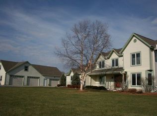 S31W34730 Holland Ln, Oconomowoc, WI 53066