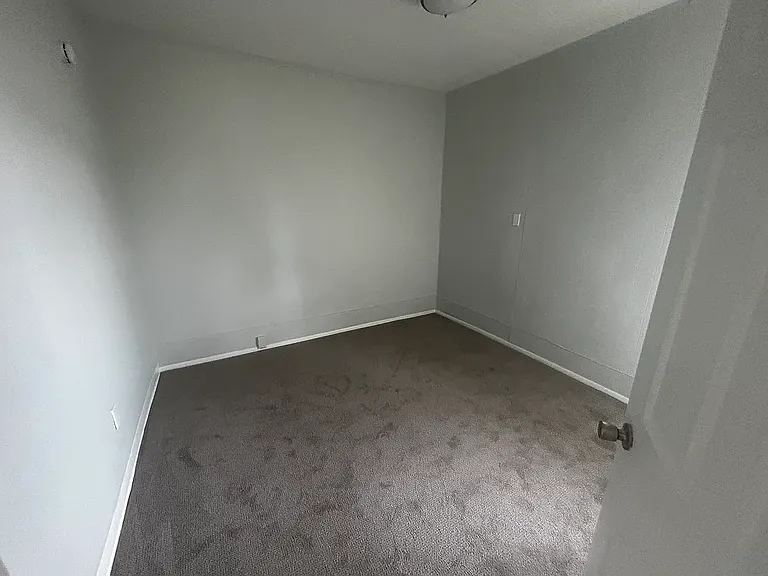 212 1/2 Rancocas Rd #1 — Photo 3