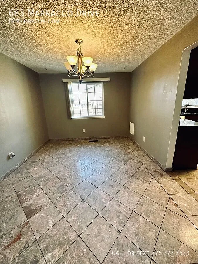 3-bedroom, 2.5-bath home Close to the Marina! — Photo 4