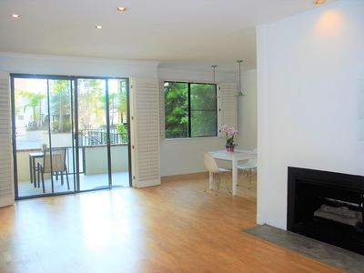 306 Bora Bora Way APT 110, Los Angeles, CA, 90292