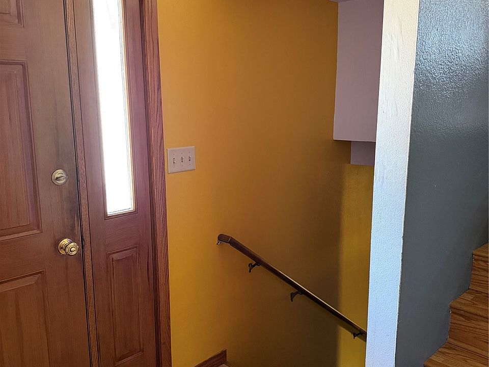 2722 29th St SW, Cedar Rapids, IA 52404 | Zillow