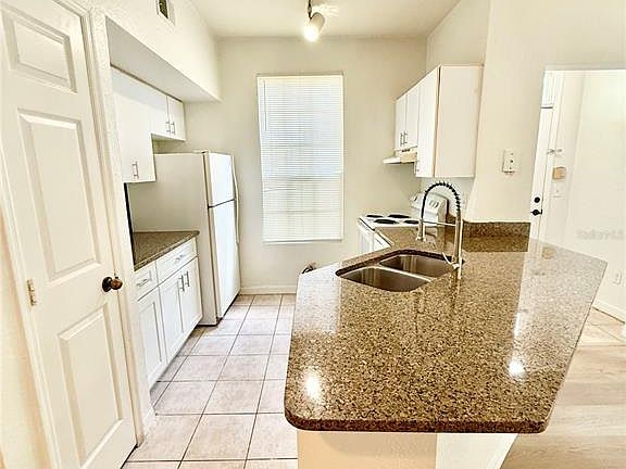 4th image of 6356 RALEIGH STREET #1503