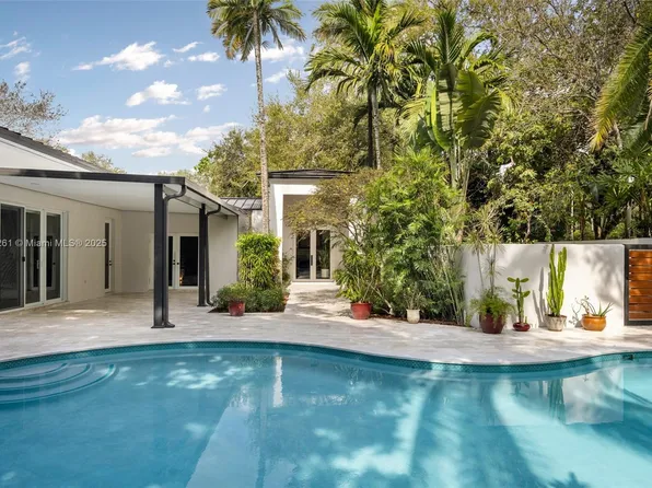 3940 Braganza Ave, Miami, FL 33133