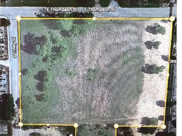 1801 S Trinity St, Decatur, TX 76234