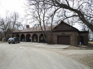 321 Tennyson Ave, Devils Lake, ND 58301