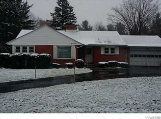 2717 N Creek Rd, Lake View, NY 14085