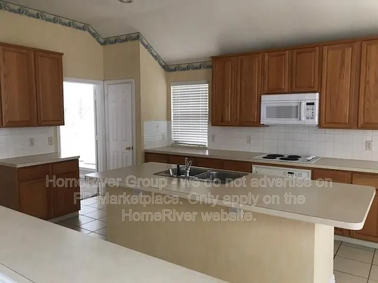 4812 Tearose Trl — Photo 3
