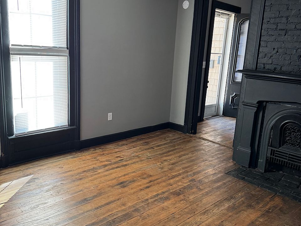 1st image of 111 Richmond St #I