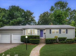 27 Smith Rd, Randolph, MA 02368