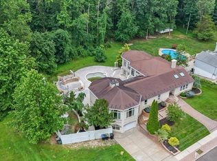 14 Carol Dr, Pine Hill, NJ 08021