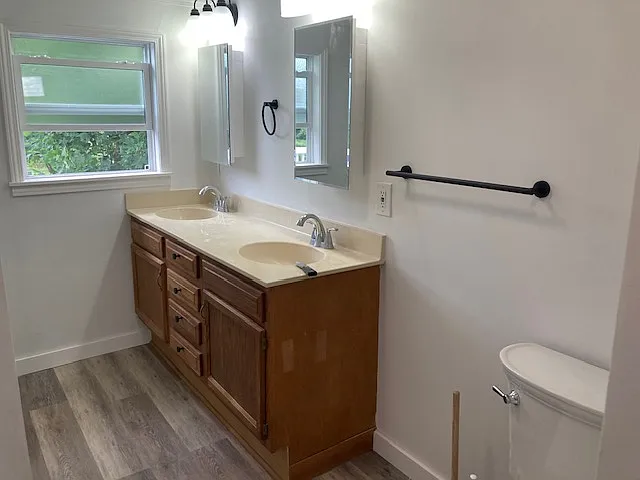 121 J F Morris Dr — Photo 10