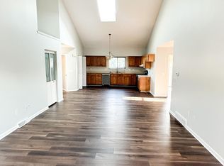 7250 Schultz Rd, North Tonawanda, NY 14120