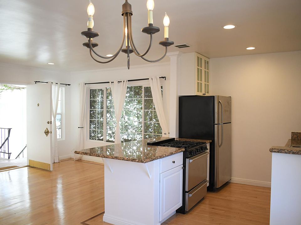 1st image of 11926 Goshen Ave APT 10