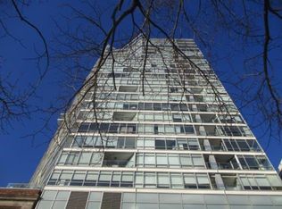 510 W Erie St #1705, Chicago, IL 60610
