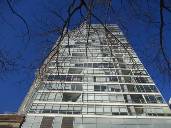 510 W Erie St #1705, Chicago, IL 60610